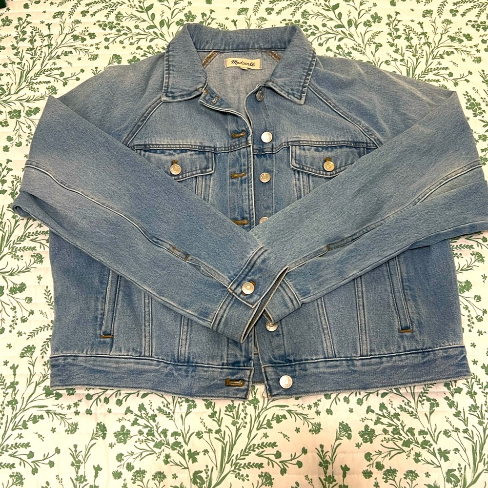 Madewell denim jacket - size L